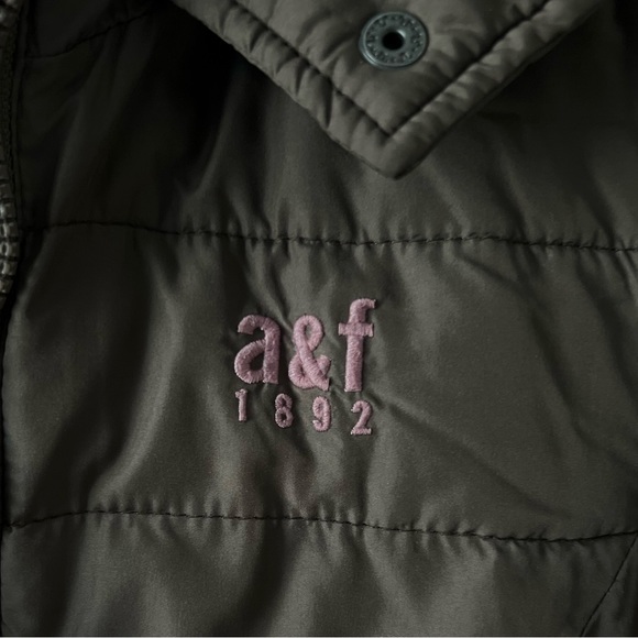 Abercrombie Kids Brown Hooded Puffer Jacket with Sherpa Lining Girls 13/14 - Picture 7 of 14